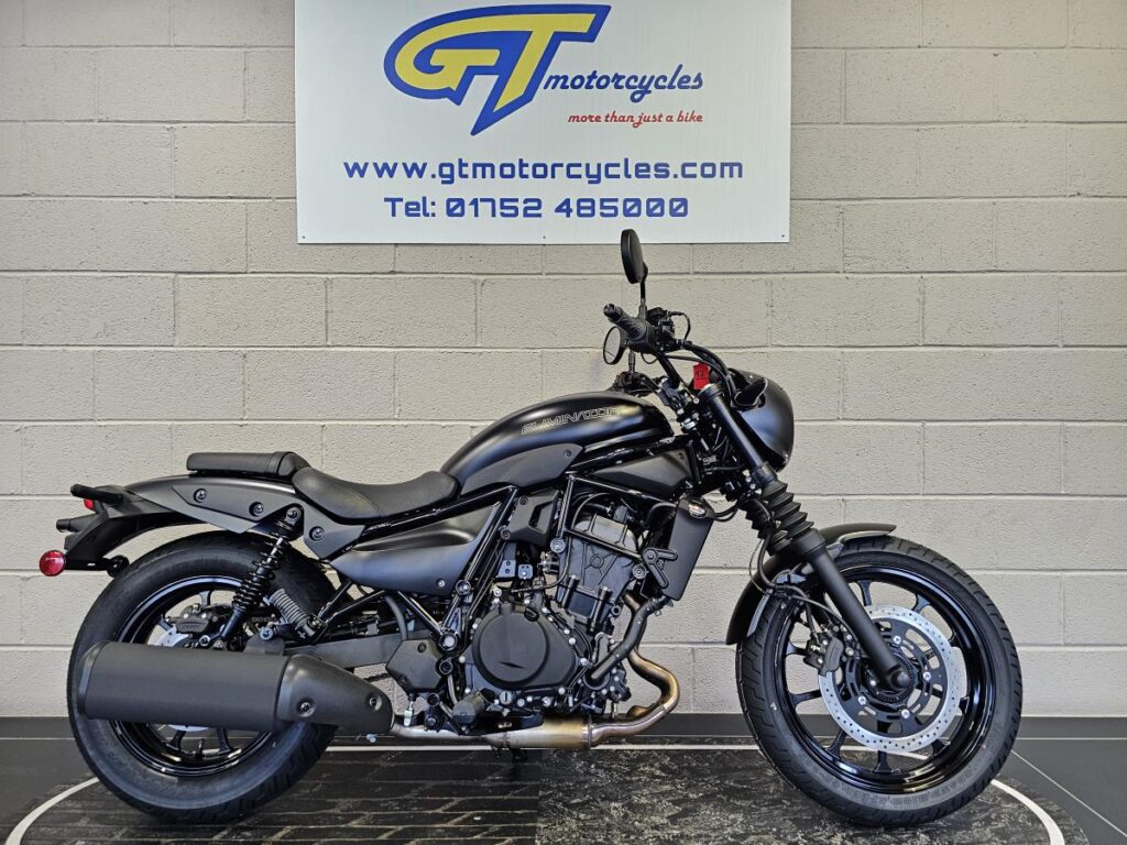 2026 Kawasaki Z900RS Black Ball