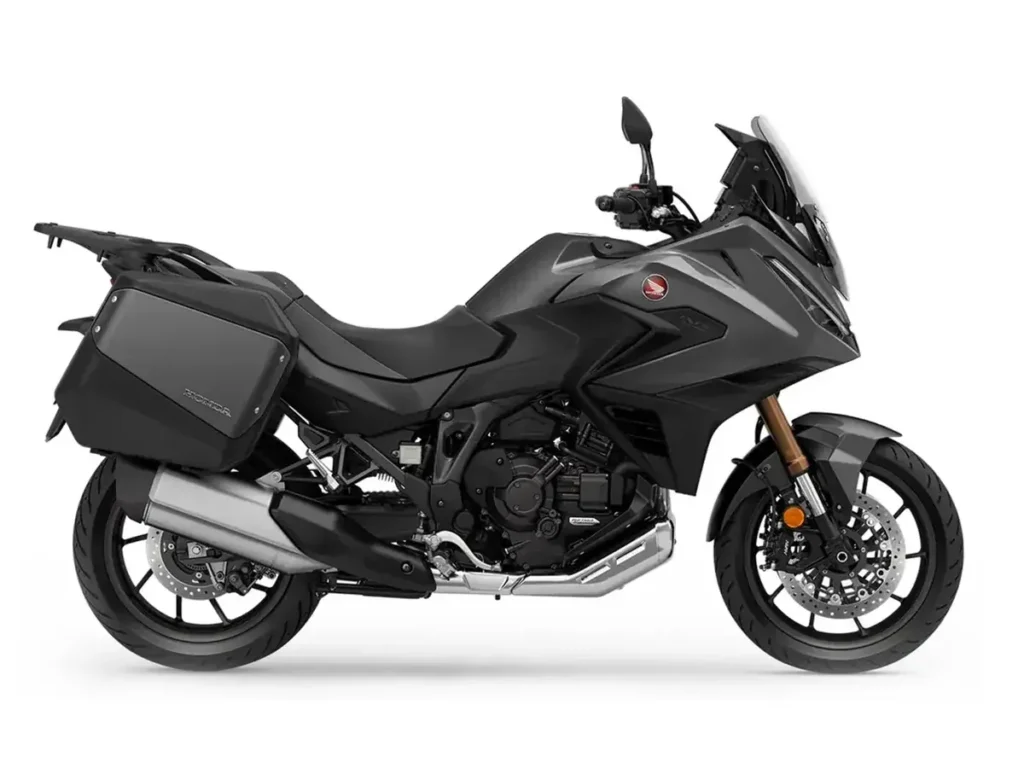 Honda NT1100 - Featured