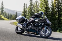 Kawasaki Ninja 1100SX SE thumbnail 3