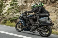 Kawasaki Ninja 1100SX SE thumbnail 6