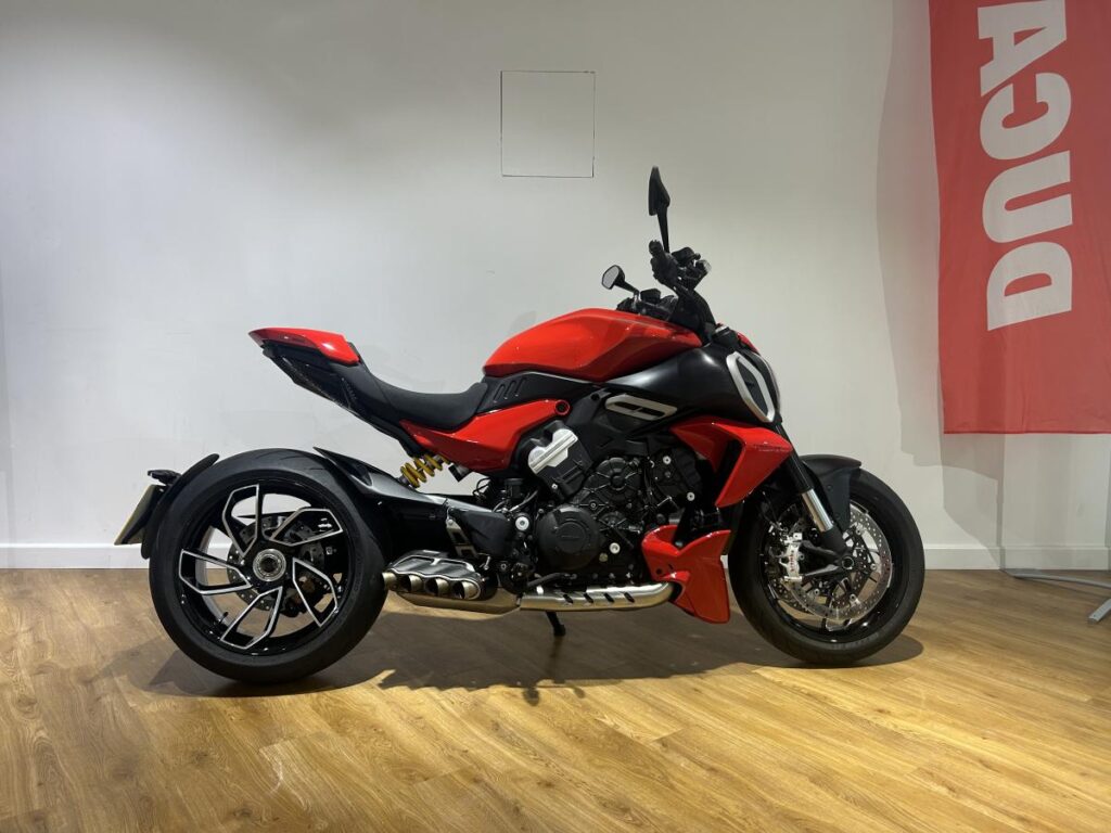2024 Ducati Diavel V4