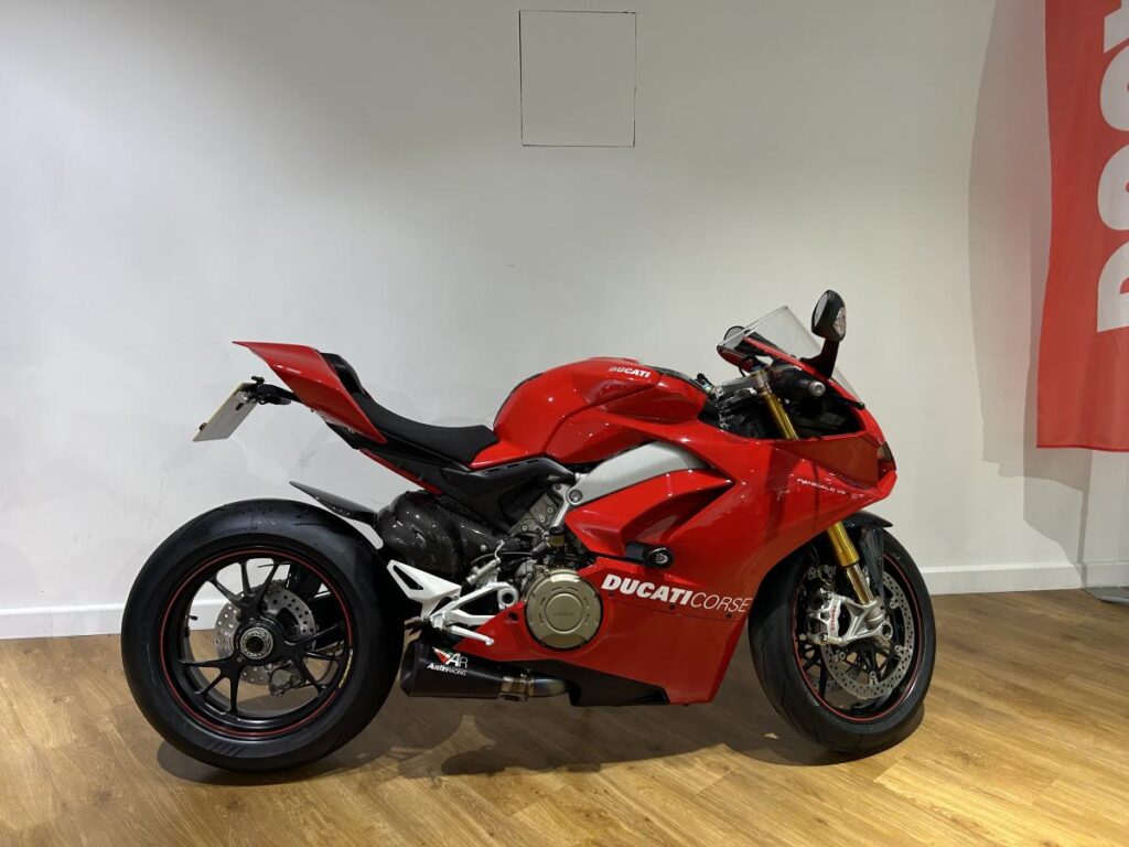 2018 Ducati Panigale V4 S