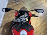 2018 Ducati Panigale V4 S thumbnail 6