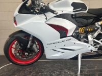 2023 Ducati Panigale V2 thumbnail 2