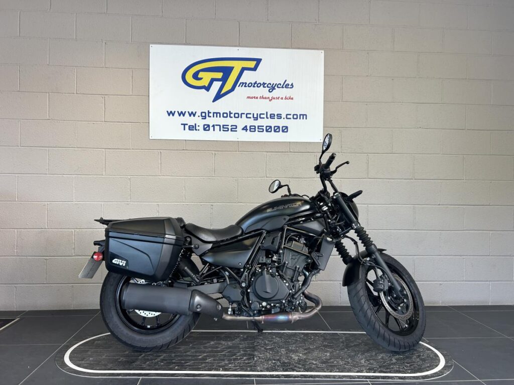 2024 Kawasaki Eliminator 500 SE