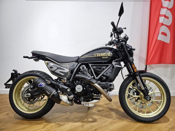2026 Ducati Scrambler 800 Full Throttle