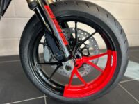 2027 Ducati Hypermotard 698 RVE thumbnail 12