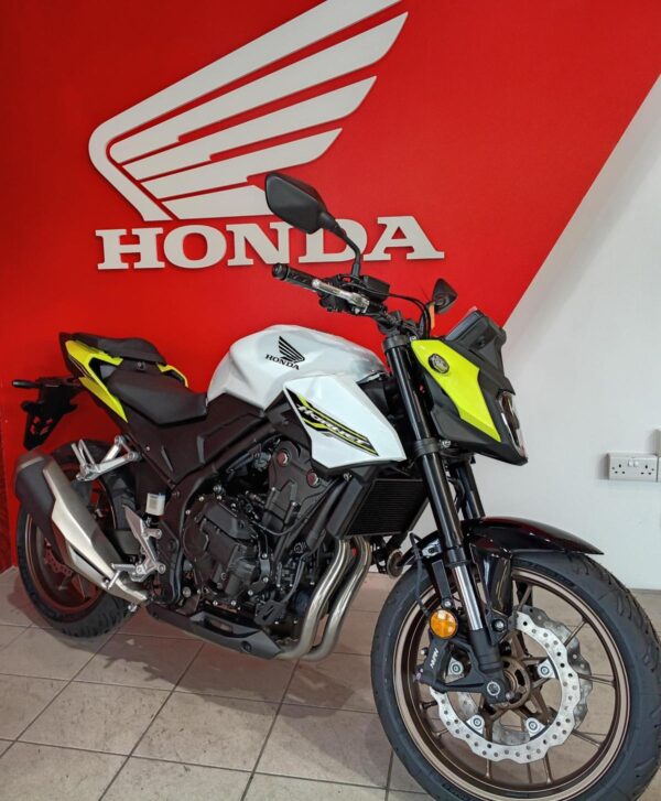 2026 Honda CB500 Hornet E-CLUTCH