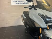 2025 Yamaha Tmax Tech MAX 560 thumbnail 6