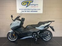 2025 Yamaha Tmax Tech MAX 560 thumbnail 9